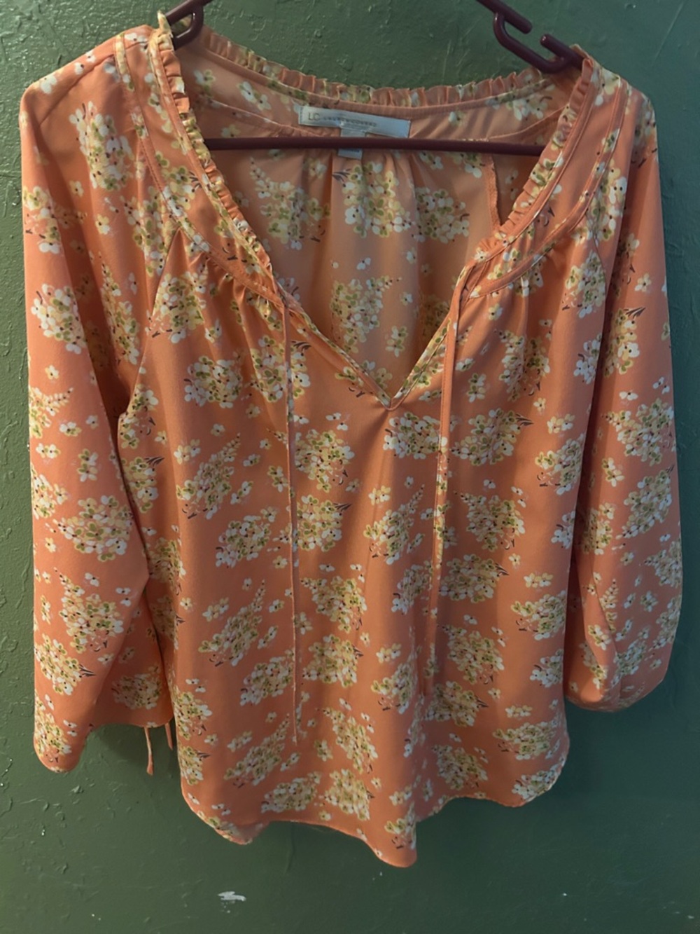 LC Lauren Conrad Peach Floral V-Neck Ruffle Blouse